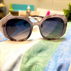 LOFT Sunglasses NWT Sold Out Purple